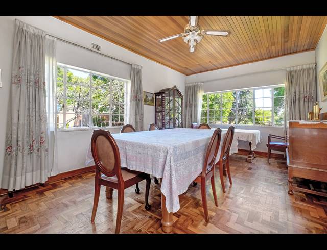 5 BEDROOM HOUSE FOR SALE IN GREENSIDE